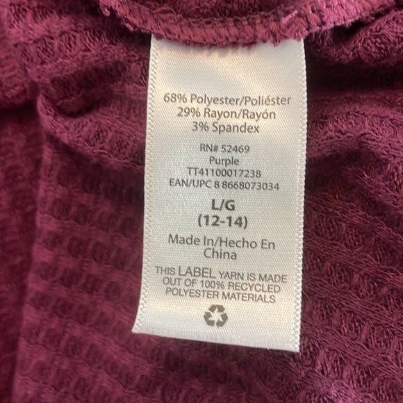 Time And Tru large 12-14 Burgundy v neck shirt blouse - Picture 7 of 9